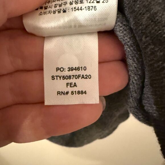 Patagonia Women's Recycled Cashmere + Wool V-Neck Sweater XS NWOT - Picture 8 of 9